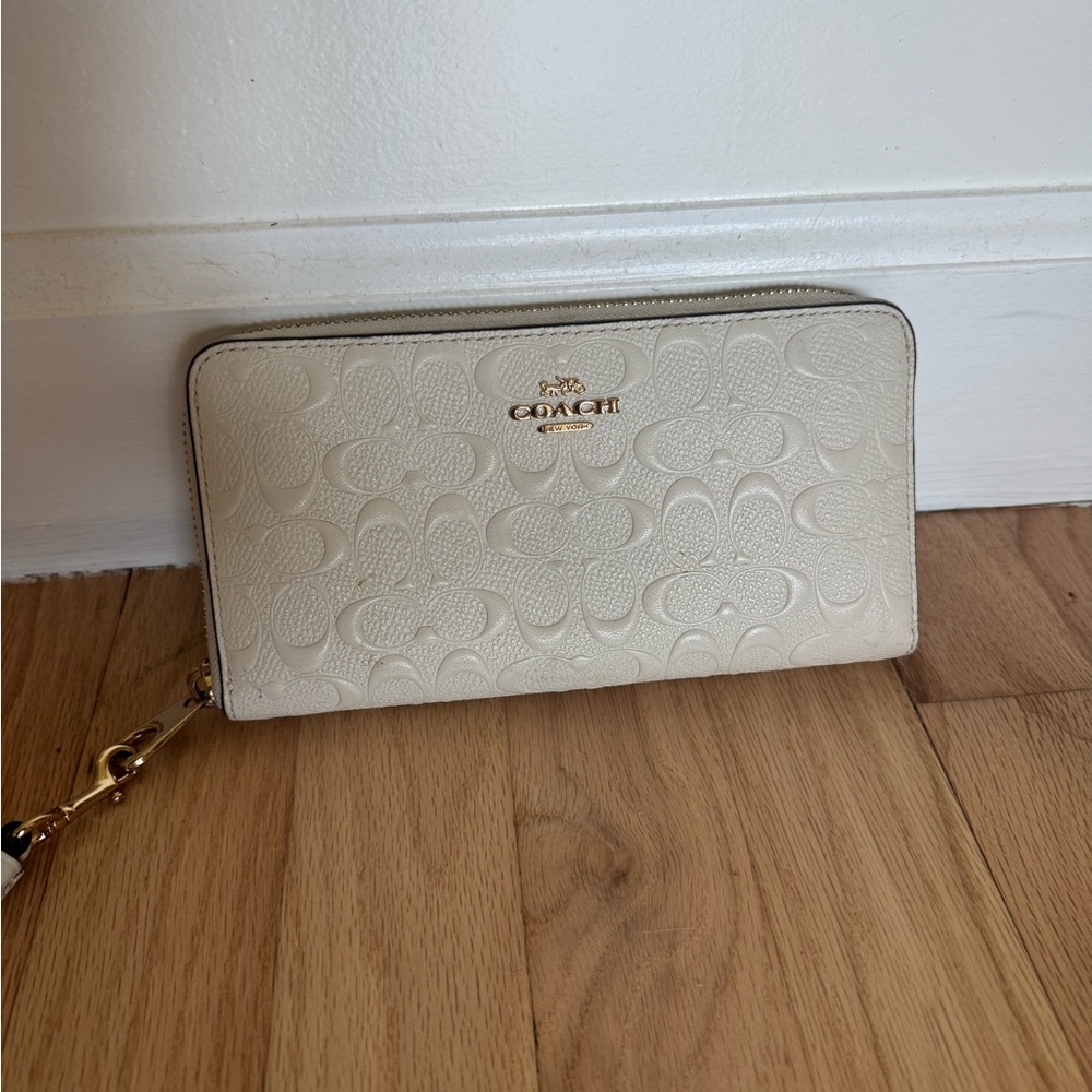 Coach Off-White Embossed Wristlet
